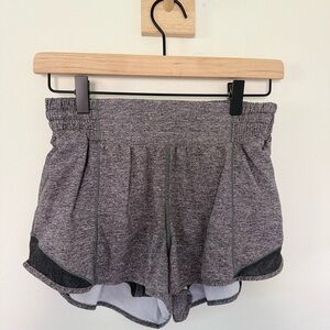 2.5” High-rise Hotty Hot shorts Lululemon Athletica